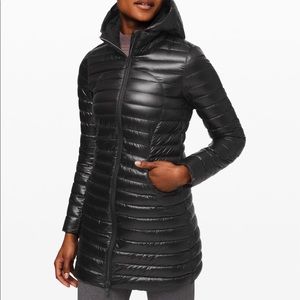 Lululemon “pack it down” long jacket. Size 6